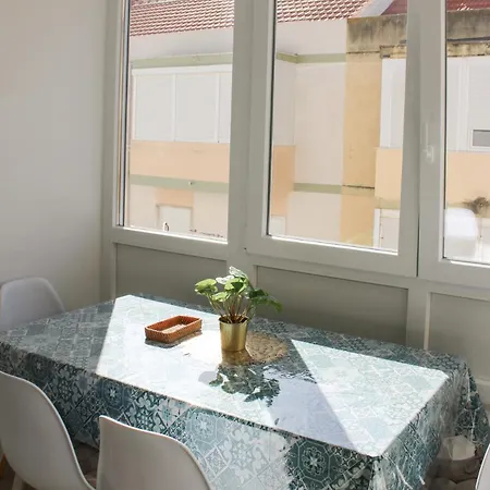 Lisbon Haven, With Air Con And Relaxing Atmosphere Appartamento *